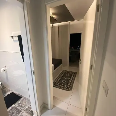 Apartment Wunderschönes Gemütliches Mit Meerblick